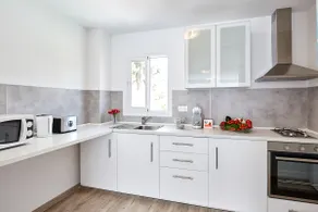 Superior Apartment, 3 min. to the beach - Image 4