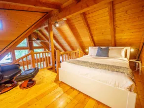 Osprey cabin Ocean front with hot tub, EV charger. - Image 5
