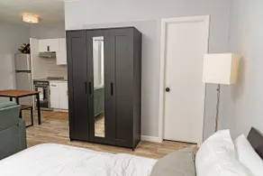 Private Studio Near Hard Rock Stadium - Image 3