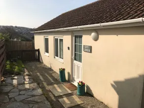 Chy Lowen - family-friendly bungalow - Image 2