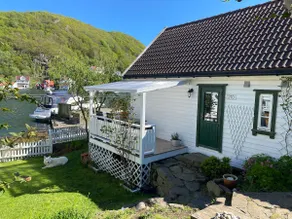 Apartment by the sea. Terrace, garden and jetty. - Image 2
