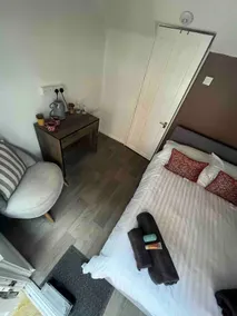 Guest House in Farnborough - Image 2