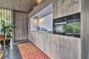Renovated historic barn in mountain village - Image 2