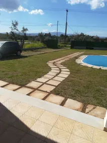 House with pool, garden and fireplace - Image 5