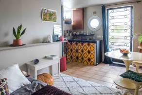 Comfortable garden studio, terrace and parking - Image 4