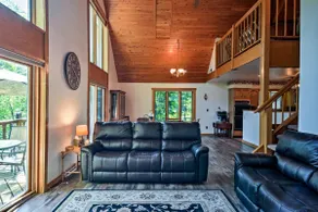 Boot Lake Retreat Cabin - Image 4
