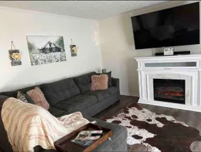 Magnolia Farmhouse Oasis-Upper - Image 2