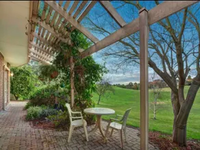 Beautiful Parkview Luxury House - Image 4