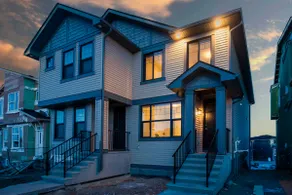 Serene Newly Built Home in Calgary10min to Airport - Image 2