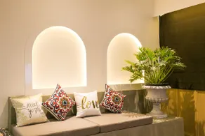 Award Loft• 6 pax •1 min Airport Train & Platinum - Image 2