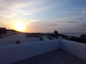 Holiday house with sea view and heated pool. - Image 3
