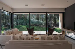 Designer house for 12 in the heart of Carilós woods - Image 3