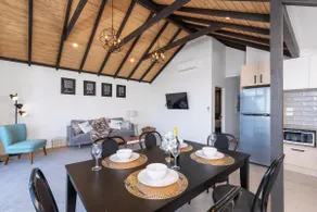 Modern, Plush & Picturesque - Brand New Townhouse - Image 3