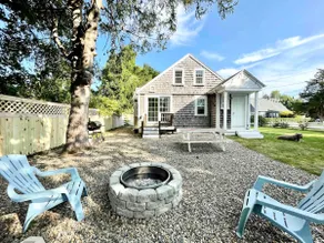 Cape Cod Home 3BD, walk to restaurants & Canal - Image 2
