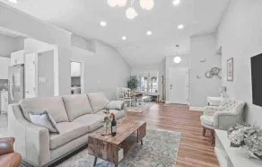 No carpet, pet free Cary home only 9mi RDU airport - Image 5