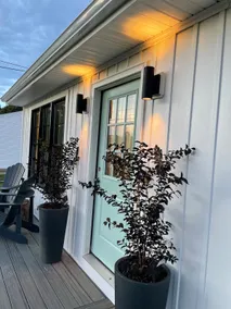 Teal on Teal Ave - Dog Friendly Getaway by the Bay - Image 3