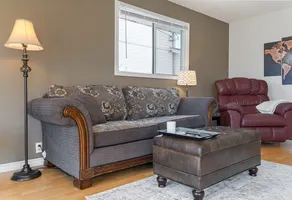 Hoodoo Hideout | Family Retreat | King Suite - Image 4