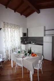 Il Glicine - Lovely flat above the lake - Image 5