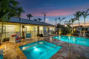Bermuda Bungalows (Tropical Island Getaway) - Image 3