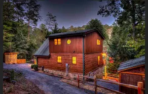 Mystic Creek Retreat (next to Blue Ridge) - Image 2