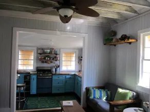 Lil' Surf Shack, Vintage Charm, Steps to the Beach - Image 5
