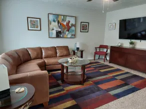 3 Bdr TH Near Historic District Fredericksburg Downtown - Image 2