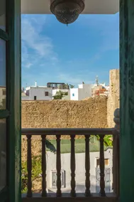 Beach House - Image 4