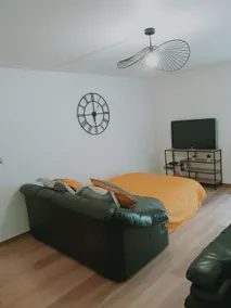 Comfortable apartment with terrace - Image 4