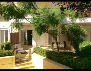 Beach side apartment in Karavomilos - Image 3