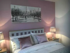 Luxury Modern Apartment - Image 2