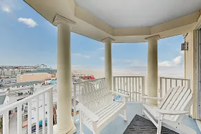 PENTHOUSE 8th Floor- Boardwalk, Pool, Sundeck - Image 4