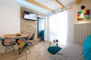 Mountain style duplex apartment - Image 5