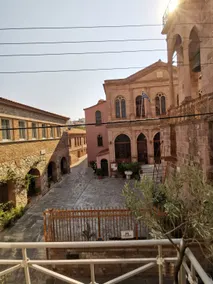 LaZaRTe Mansion in the center of Mytilene - Image 3