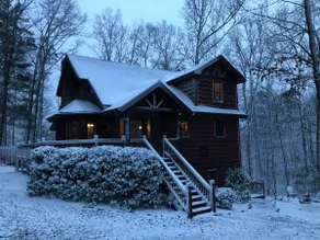 ♥ FIRESIDE CABIN - Rustik charme, men alligevel luksuriøs og sjov - Image 5