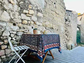 Bright house in Boulbon with garden - Image 3