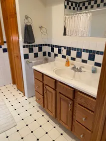 Spacious 3 bedroom house on Oneida Lake - Image 2