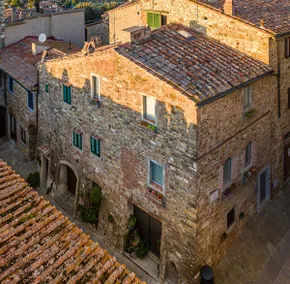 old medieval apartment - Image 2