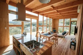 Kanran B (Cottage overlooking the sea from a hill) - Image 3