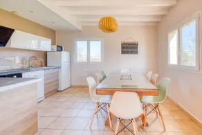 Large Cottage with Private Pool for 12 people LesCottagesduTarn - Image 4