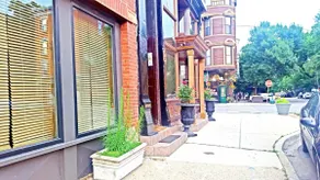 ★★★Charming 2BR near downtown, +FREE parking★★★ - Image 4