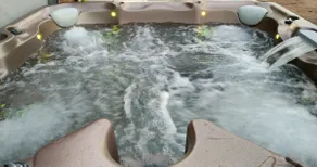 5-person gîte in the Dordogne with private Jacuzzi and pool - Image 3