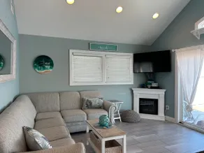 Oceanfront-HOT TUB year round, AC,3BR,8 Badges - Image 3