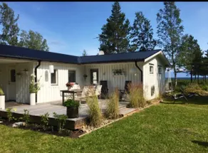 Cottage with fireplace and wood-fired sauna next to the sea - Image 5