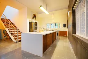 Riverside GuestHouse - Image 5