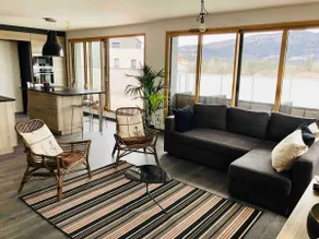 Beautiful Penthouse with Panoramic View - Image 3