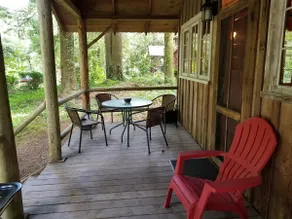 Judy's Vintage Mt. Hood Cabin. - Image 4