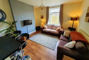 Bronte Cinema Cottage At Haworth - Image 3