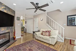 Luxurious, modern, smart and comfortable home. - Image 2