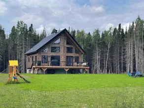 4 Bedroom Cottage – Chalet le Tigre du Bois - Image 2