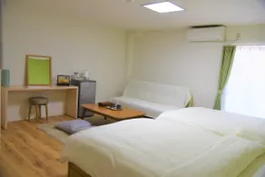 Yushuku @ Fushimi Inari, Fushimi Inari Taisha, free wifi, 2 queen beds, apartment - Image 3